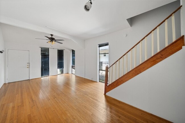 Building Photo - 518 Hawthorne St