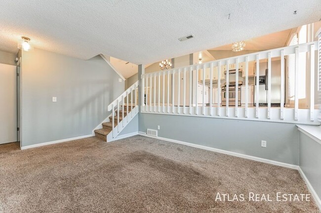 Building Photo - Spacious 3-Bedroom Home with Multiple Livi...