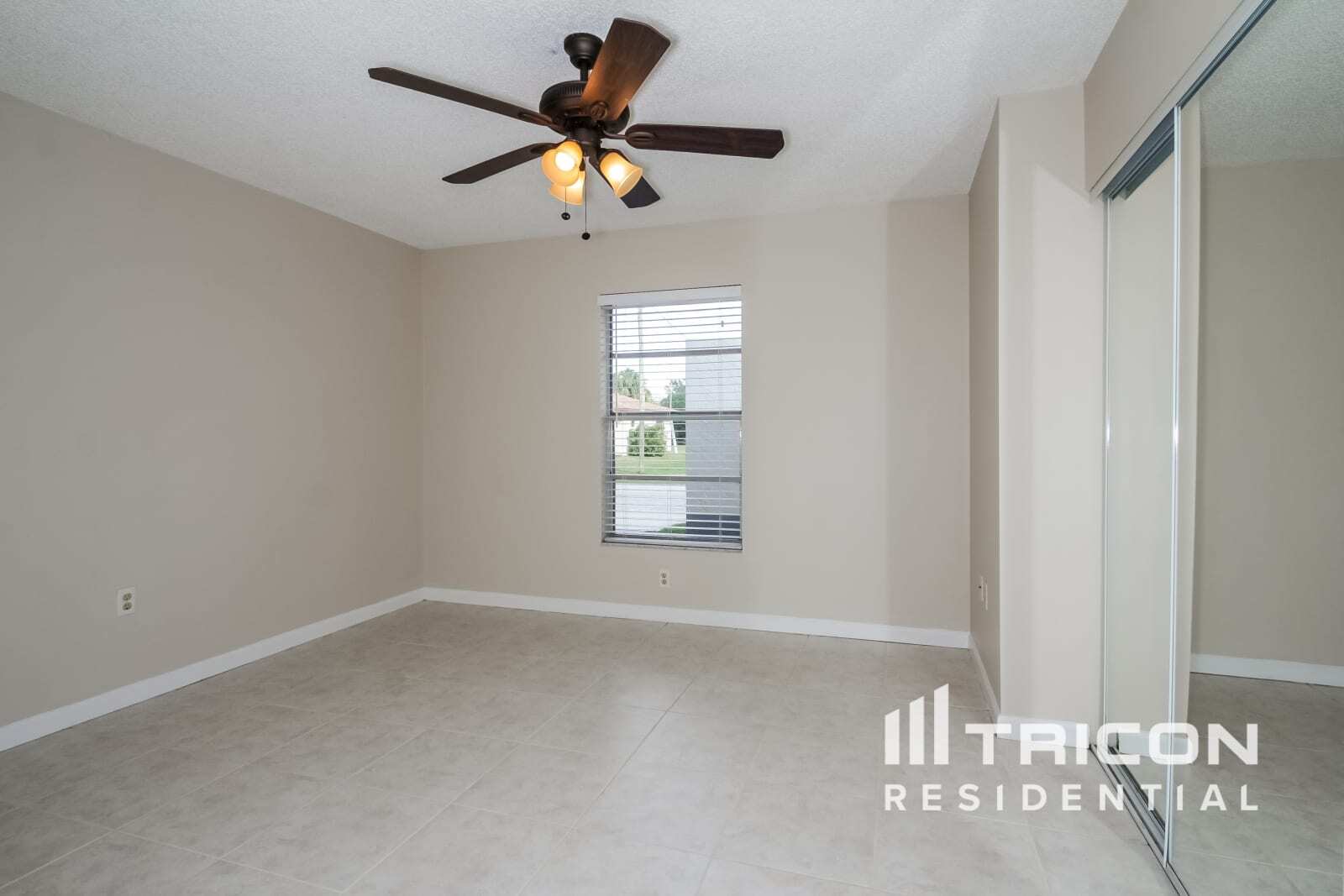Building Photo - 3012 Lalani Blvd