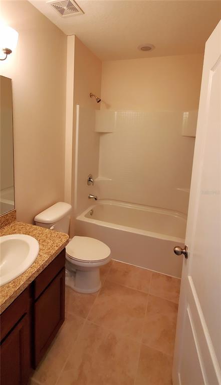 Building Photo - 13827 River Fish Ct