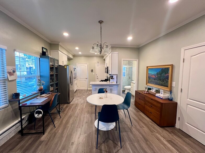 Building Photo - 4155 Webster St