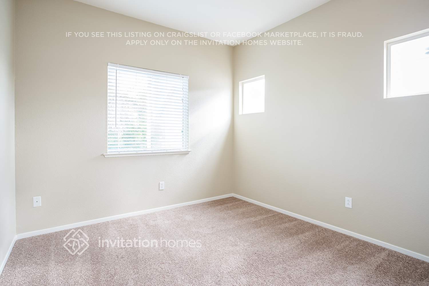 Building Photo - 2547 Foghorn Way