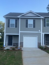 Building Photo - Brand New End-Unit Townhome in Charlotte!