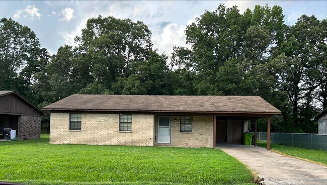 Primary Photo - 218 Teresa Ln