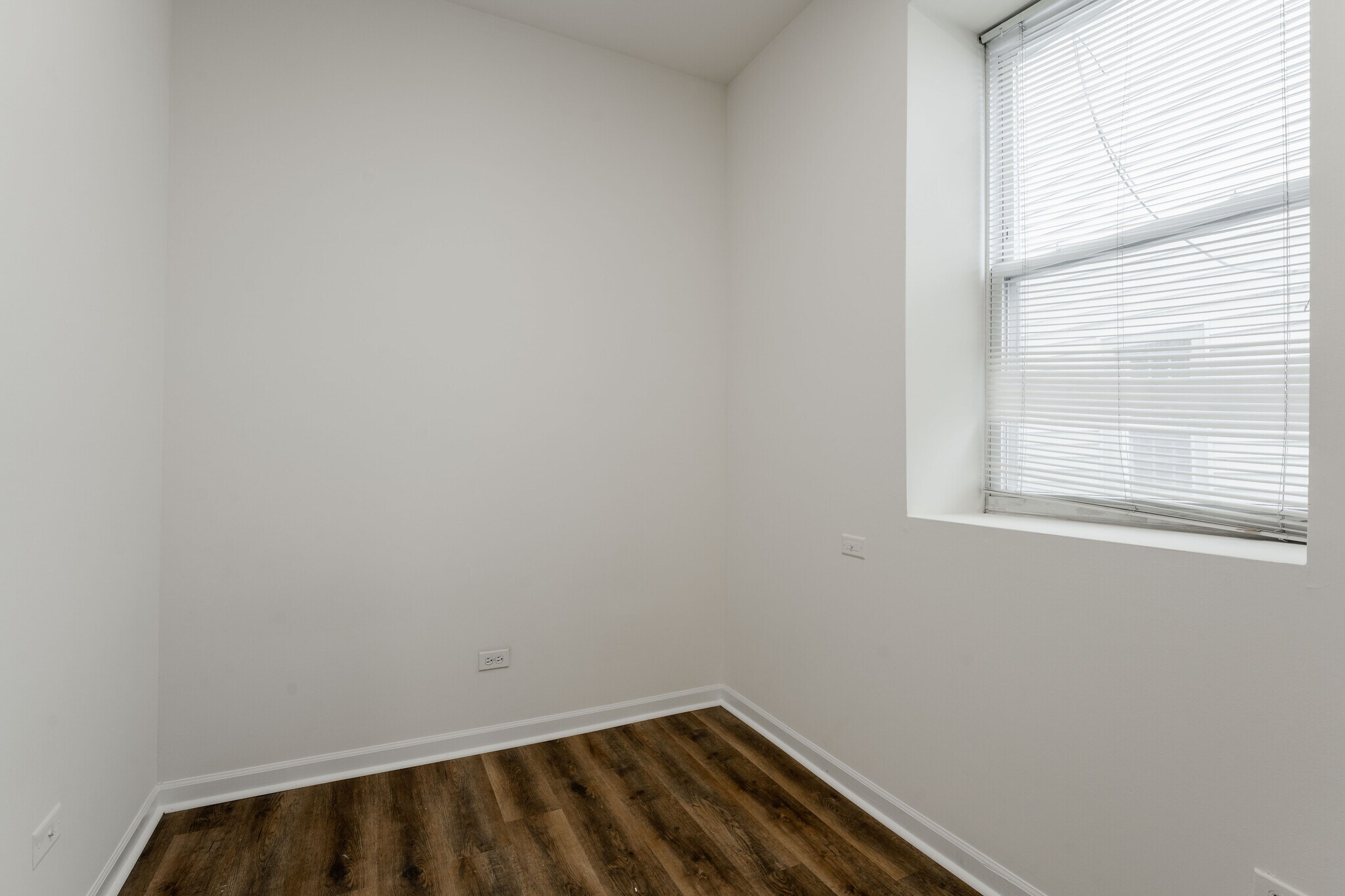Building Photo - 2112 N Campbell Ave