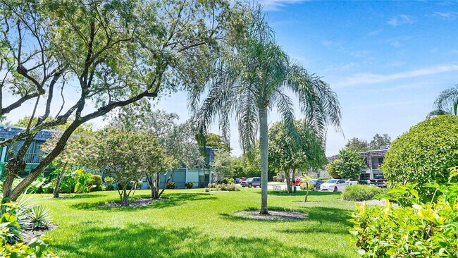 Building Photo - 3111 Oakland Shores Dr