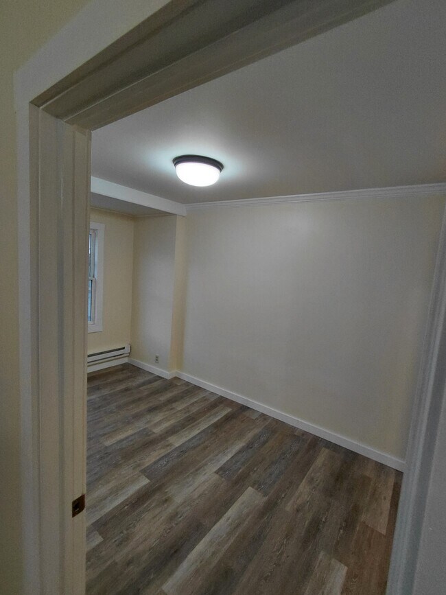 Building Photo - Fox & Main Apartments