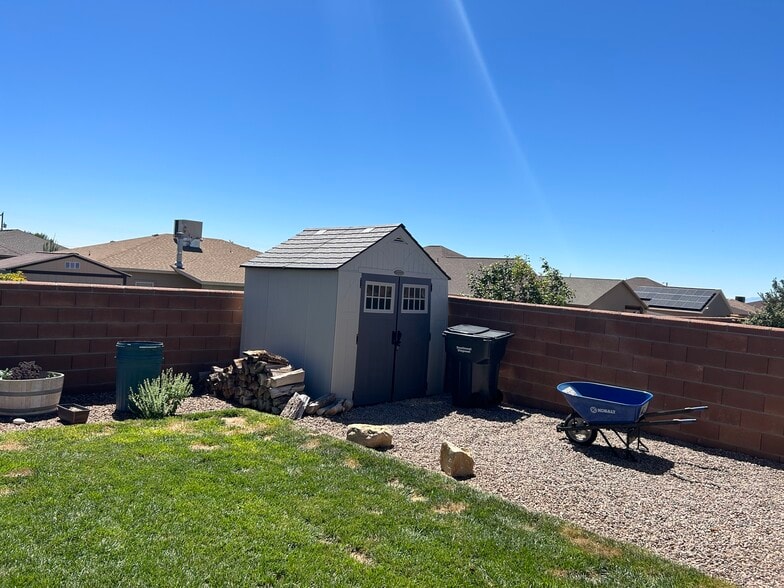 Building Photo - 518 San Simon Dr