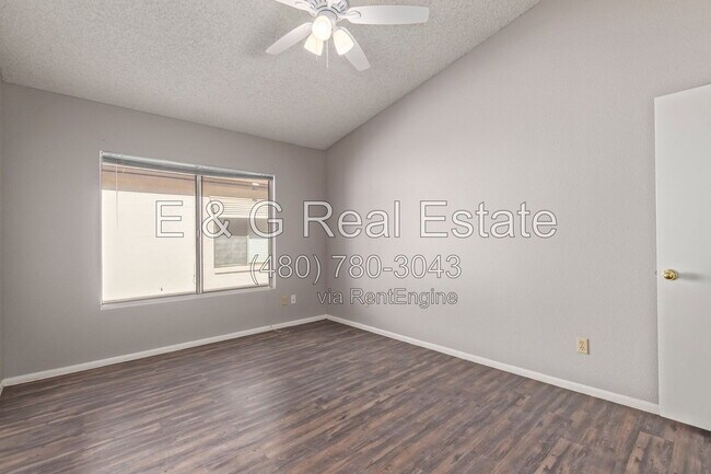 Building Photo - 8651 N 107th Dr
