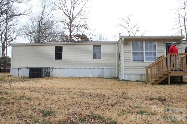 Building Photo - 8304 Stayman Ct