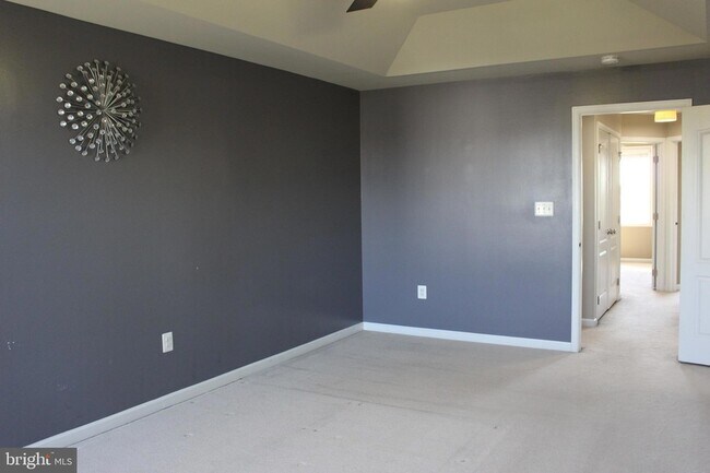 Building Photo - 23261 Carters Meadow Terrace