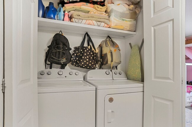 Building Photo - Beautiful First Floor Condo in Palmetto Commons