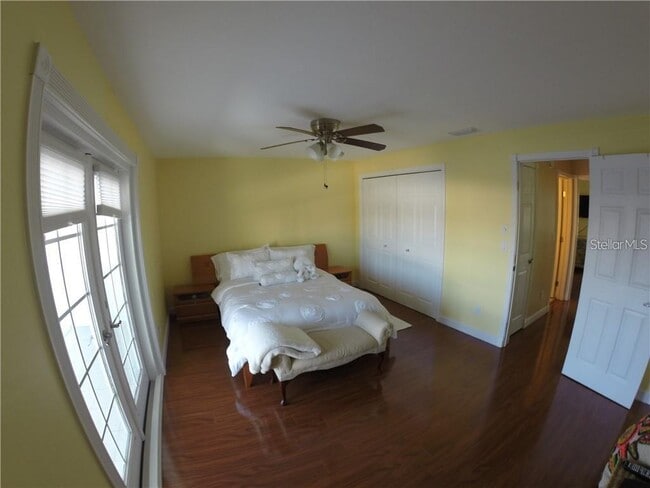 Building Photo - 4009 Bancroft Dr