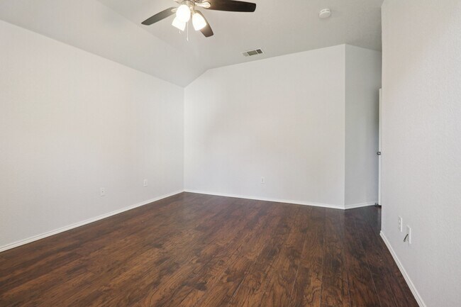 Building Photo - 4937 Spur Ridge Ct