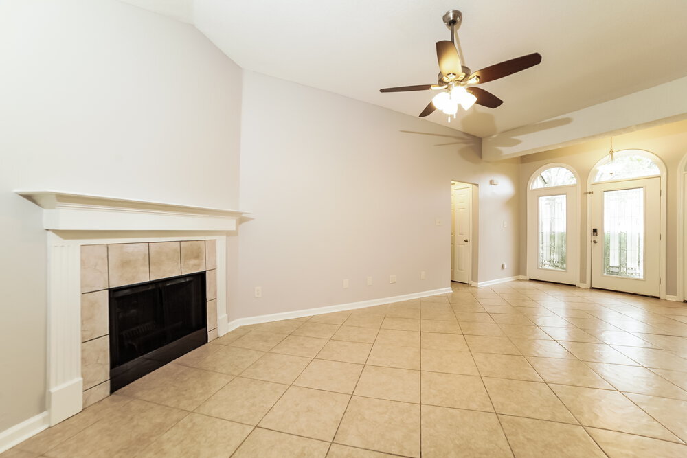 Building Photo - 2755 Fletcher View Dr