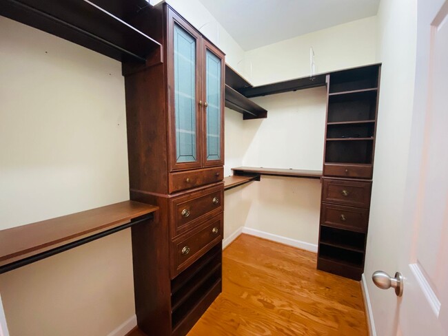 Building Photo - Luxury 3 Bedroom  Townhome in South Durham...