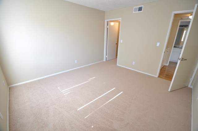 Building Photo - 12249 Oxnard St