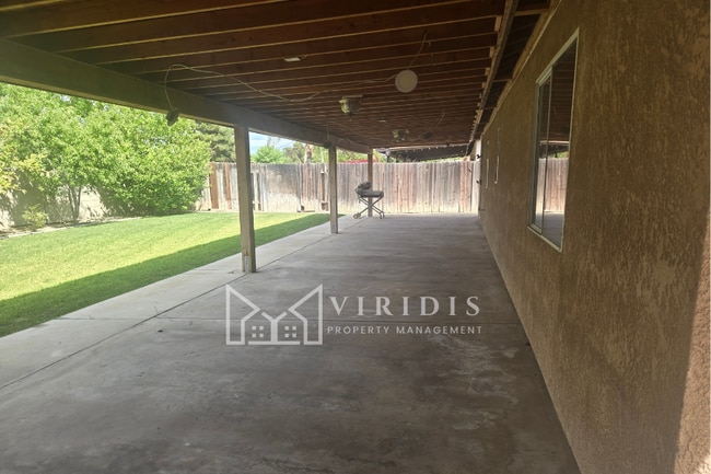 Building Photo - 5020 Trabuco Canyon Dr