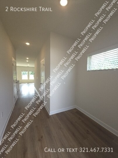 Building Photo - 2 Rockshire Trl
