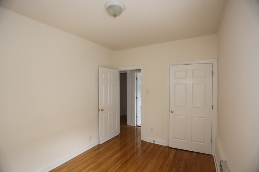 Building Photo - 3748 N Fremont St