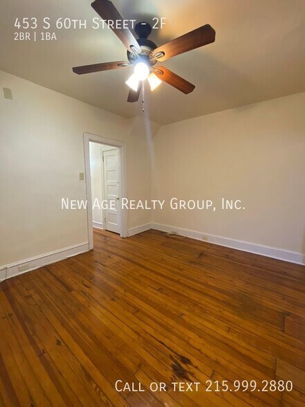 Building Photo - 453 S 60th St