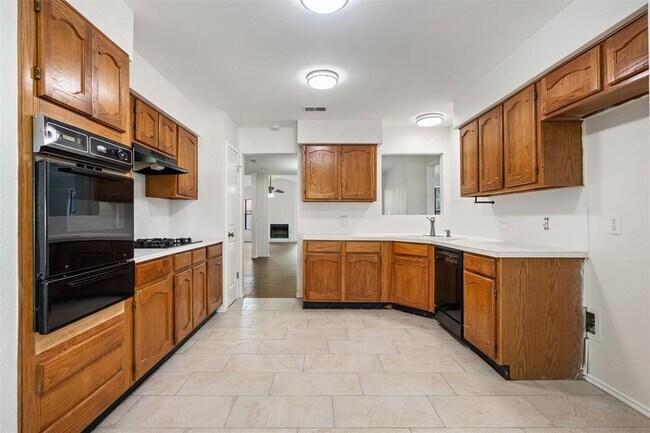 Building Photo - 11464 Bristle Oak Trail