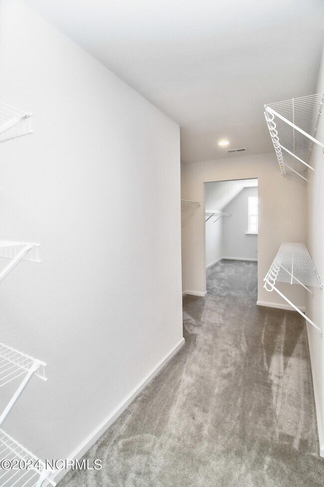 Building Photo - 107 Gander Dr