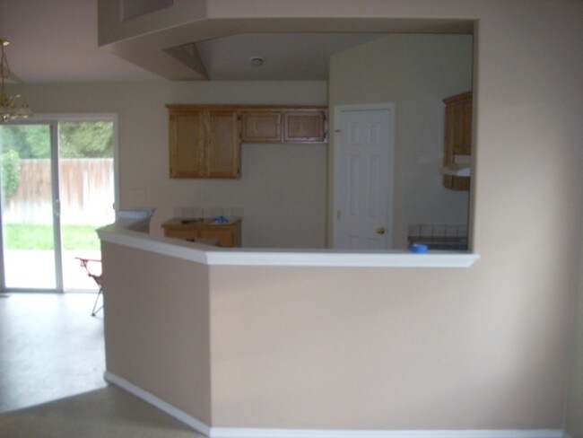 Building Photo - 4004 E Park Ridge Dr