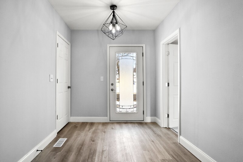 Building Photo - 417 Wilson St