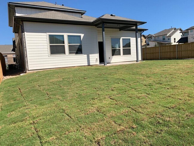 Building Photo - 368 Rend Dr