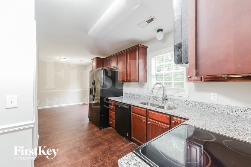 Building Photo - 5849 Bushberry Ct