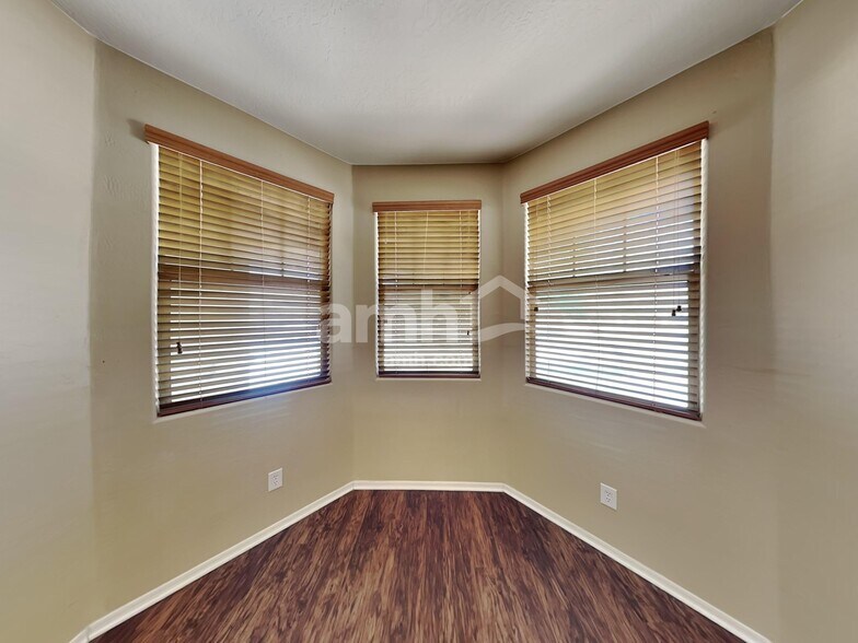 Building Photo - 6621 S 57th Ave