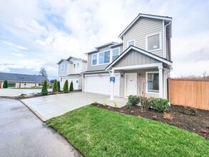 Building Photo - Newly Built 5BD 2.5BA in LSSD