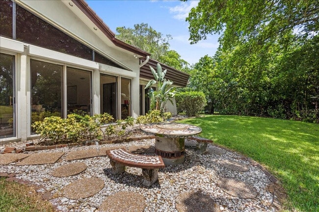 Building Photo - 5304 Woodlands Blvd