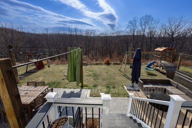 Building Photo - 2425 Morgans Point Dr