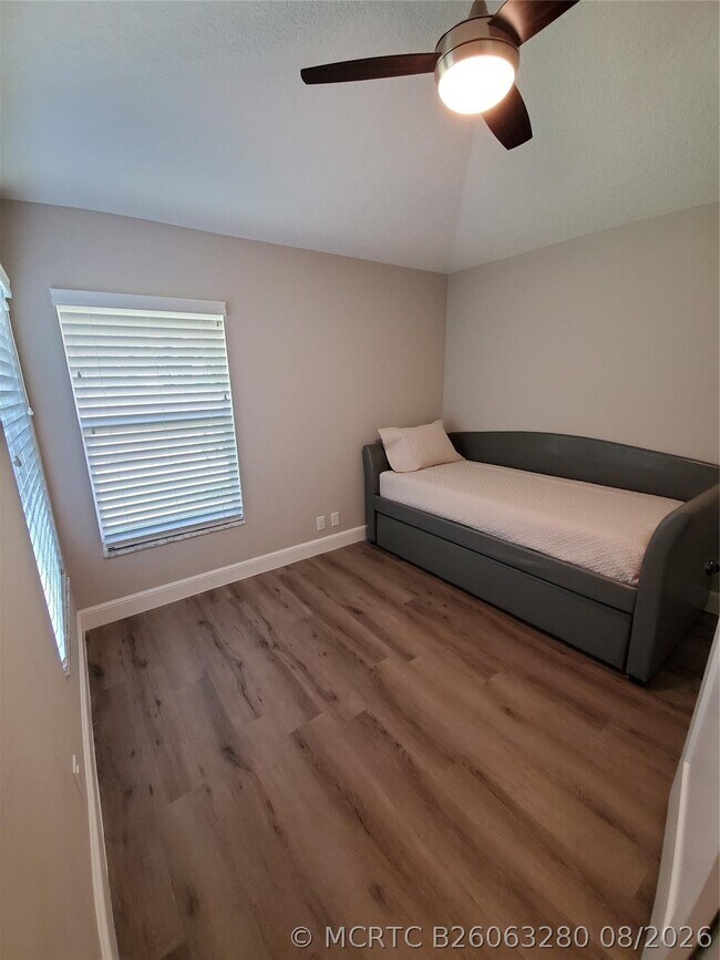 Building Photo - 13917 Sheffield Ct