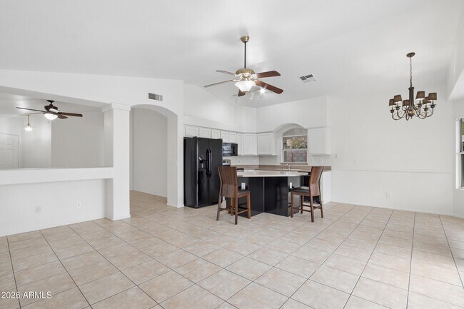 Building Photo - 15661 W Hammond Dr
