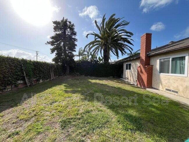 Building Photo - 5832 Nordina Dr