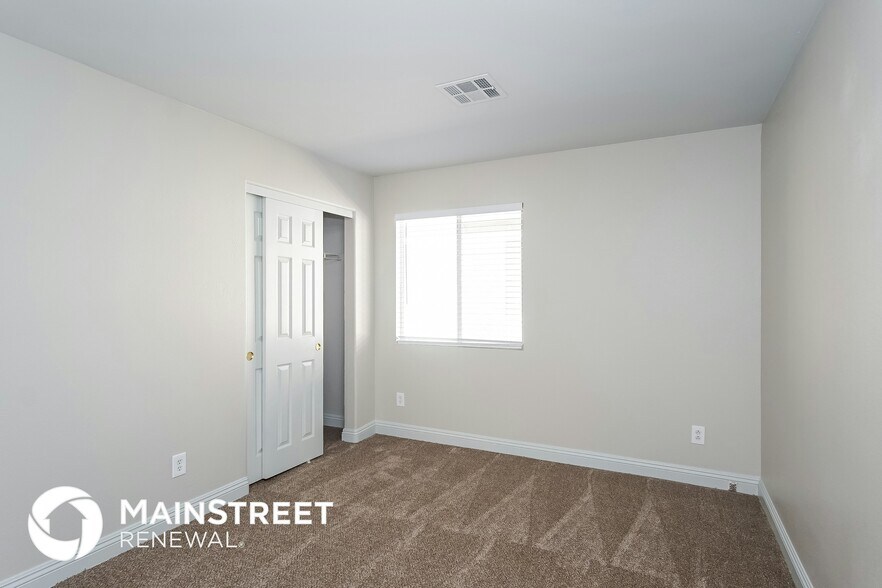 Building Photo - 2223 Costa Palma Ave