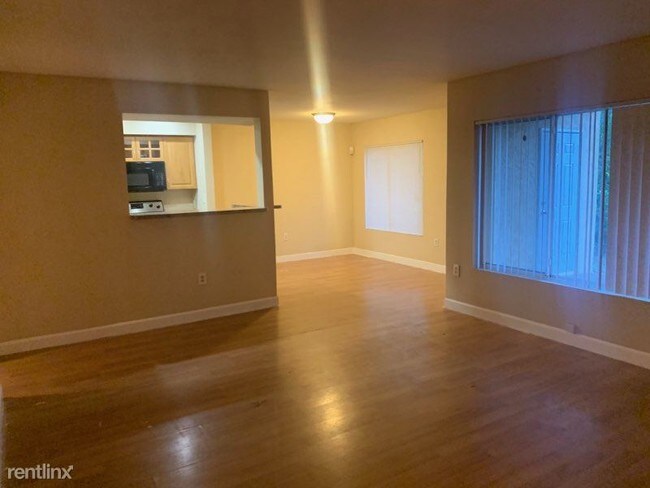 Building Photo - 2 br, 2 bath  - Sailboat Pointe 2662 1902