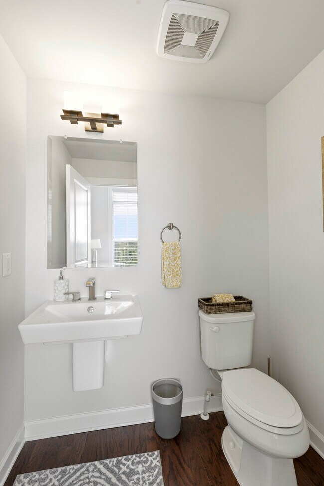 Building Photo - 5917 Glen Willow Wy