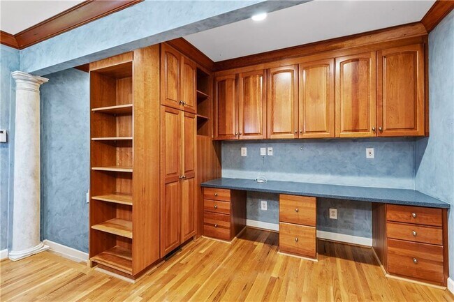 Building Photo - 755 Nile Dr
