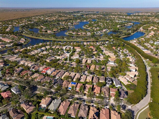 Building Photo - 1077 Golden Cane Dr