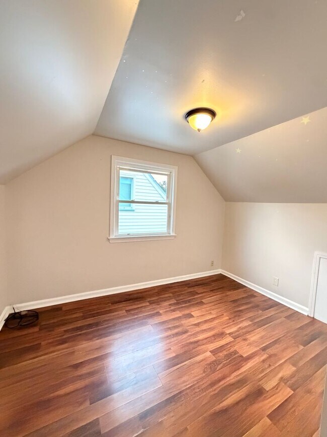 Building Photo - 5503 Allanwood Rd