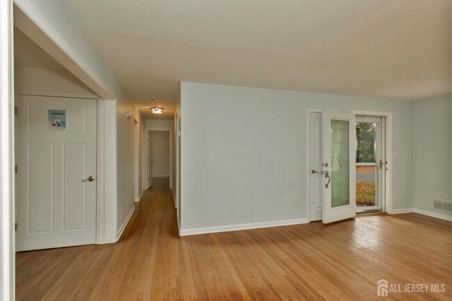 Building Photo - 78 Hazelwood Ave