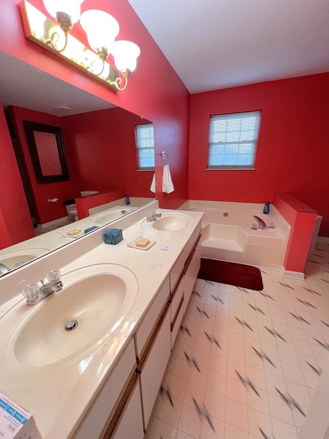 Building Photo - 3639 Stone Valley Dr