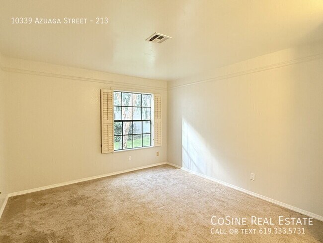 Building Photo - 10339 Azuaga St