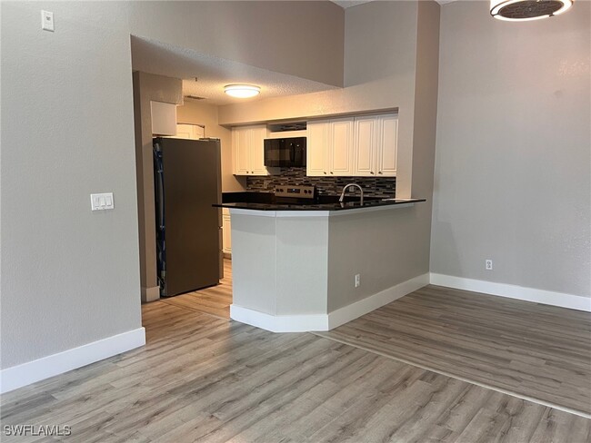 Building Photo - 8225 Ibis Club Dr