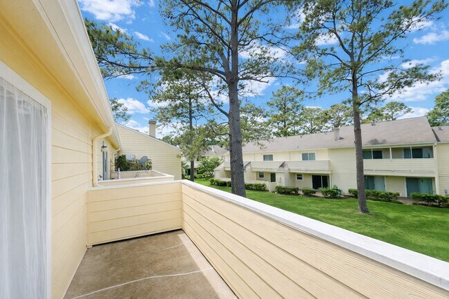 Building Photo - 14555 Wunderlich Dr