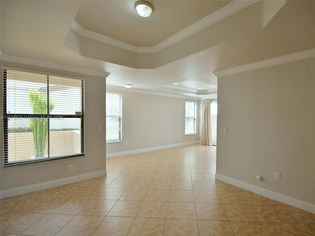 Building Photo - 8940 SW 228th Ln